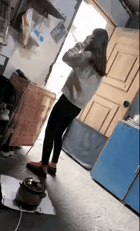 换作是你，此情此景你慌不慌？[笑着哭]