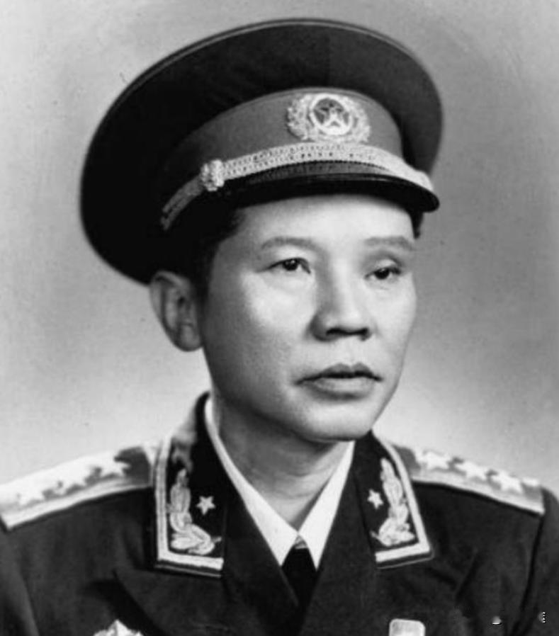 1955年，朱良才被授予上将军衔，并任北京军区政委一职。谁知，3年后，他竟不顾一