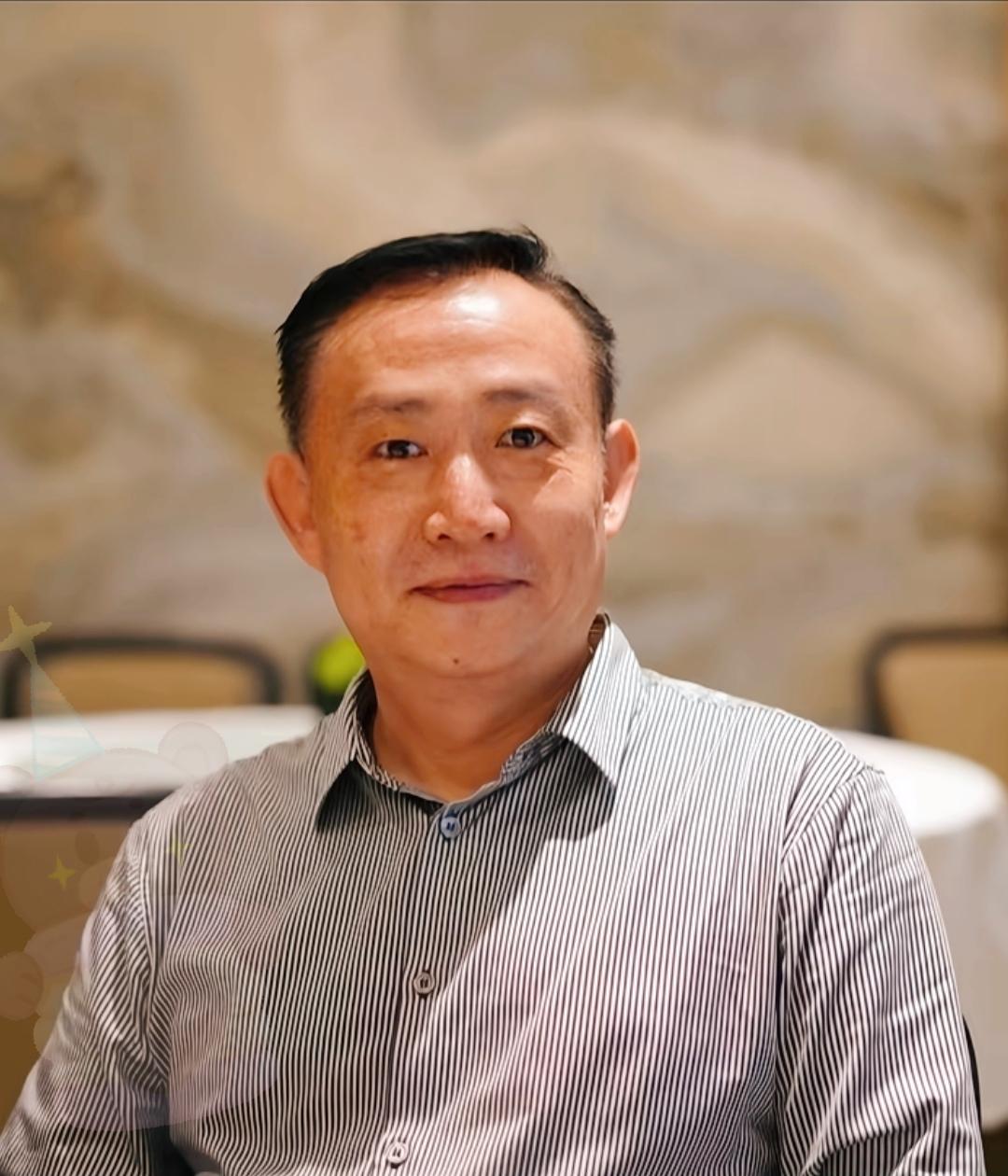郎咸平，我并不意外。温铁军，我同样也不意外。郎咸平、温铁军，大家伙儿都熟，