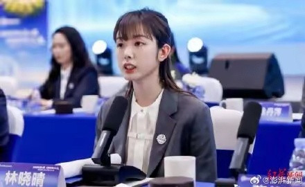 95后林晓晴连任成都路桥董事长​​​