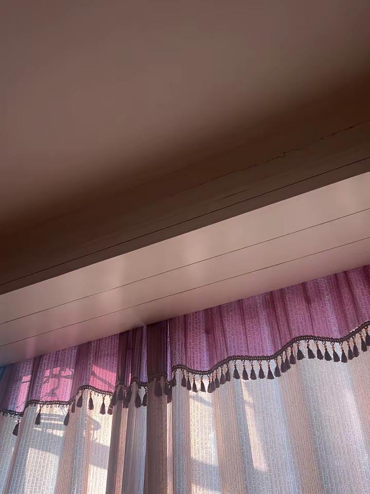 这是一个50岁的男人抑郁失眠时拍的视频，公司倒闭了一个多月，公司欠他4个月工资，