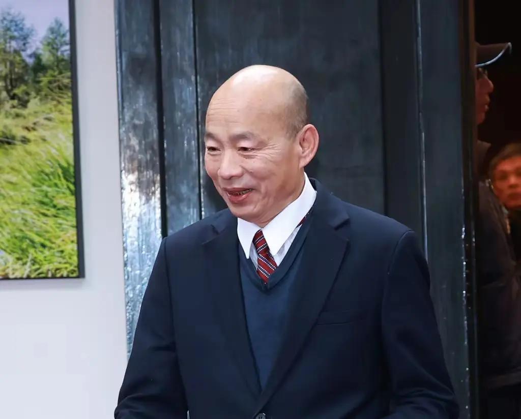 台湾政坛风向又变了，韩国瑜正在悄悄为2028年蓄力，当年的“韩流”很可能卷土重来