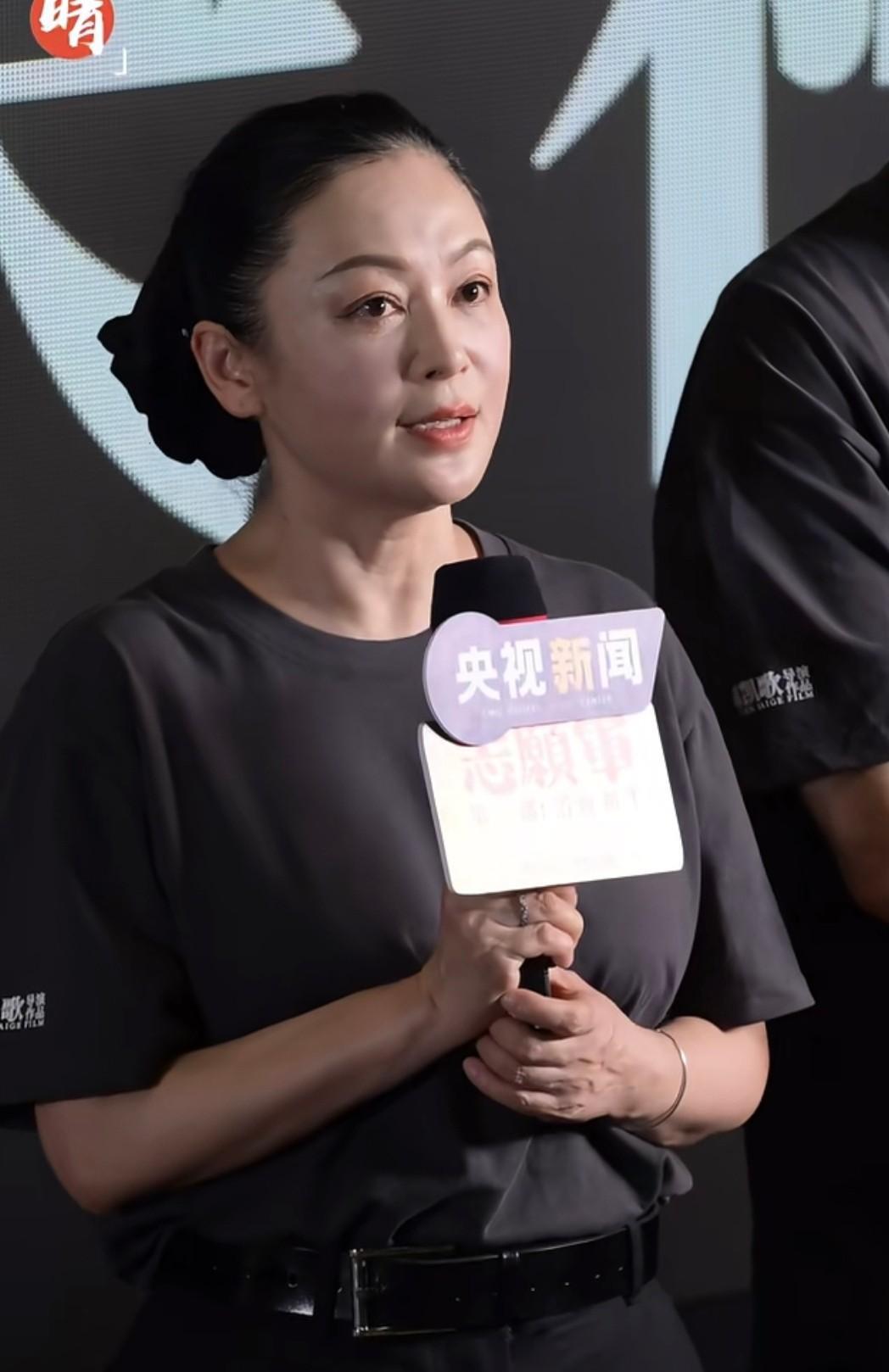 看演员陈红是真能说啊！口才真不一般！一句废话都没有，语言表达能力太强了，有条理很