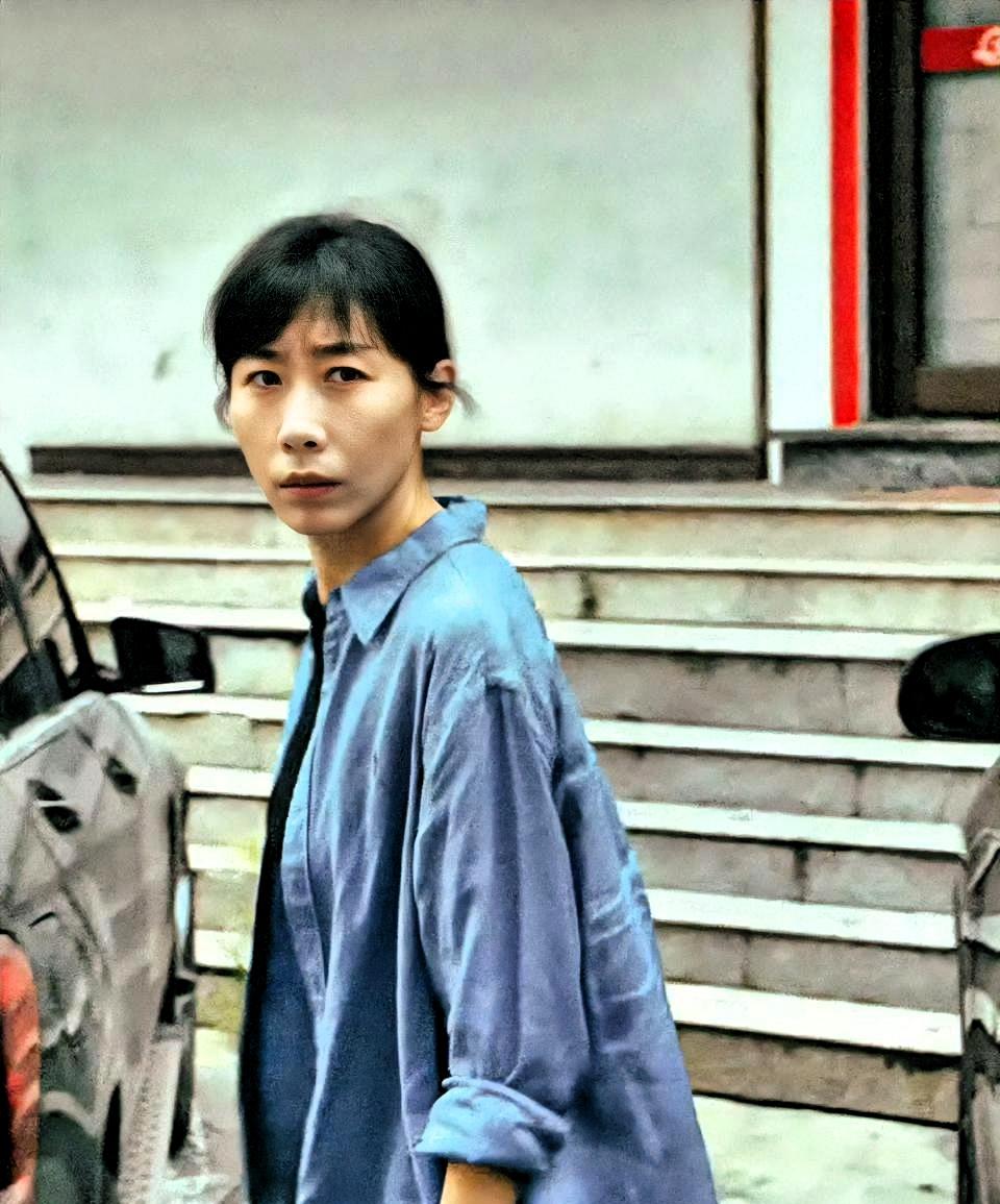 任素汐说了一句话，把所有拿女演员互相拉踩的人，一句话堵了回去。“别拿我们比来