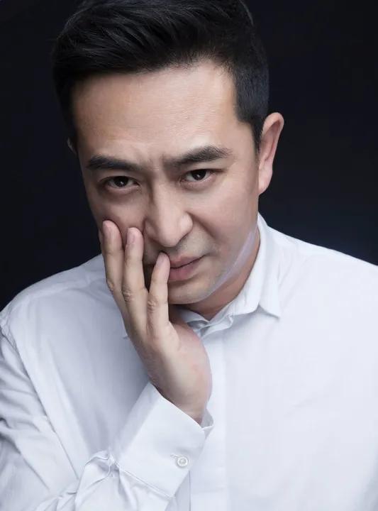 电视剧《悬崖》导演最大的败笔就是周乙回来被枪毙。所有观众看过之后，很为周乙惋惜，