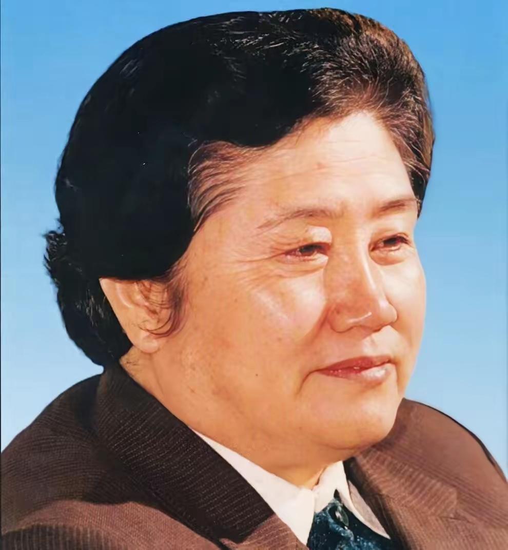 倪献策案，改革开放后第一个被判刑的正省级干部。1985年，他为情人郭晓红的弟弟