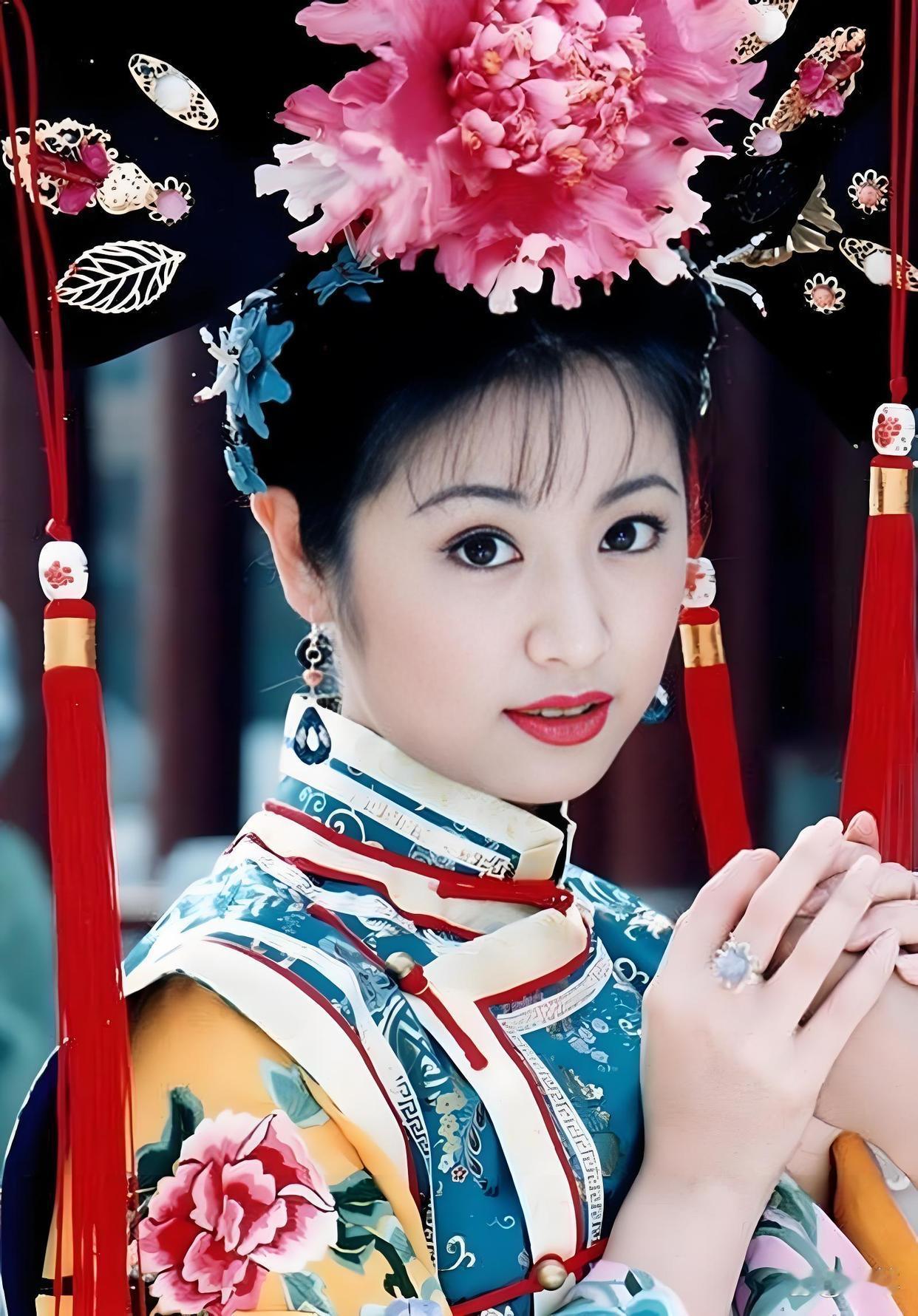 猛然间发现，林心如参加新一期《再见爱人》了，心里莫名打起了鼓：难道她和霍建华过不