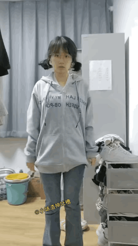 真厉害，小姐姐这一招，一般人真的模仿不了。