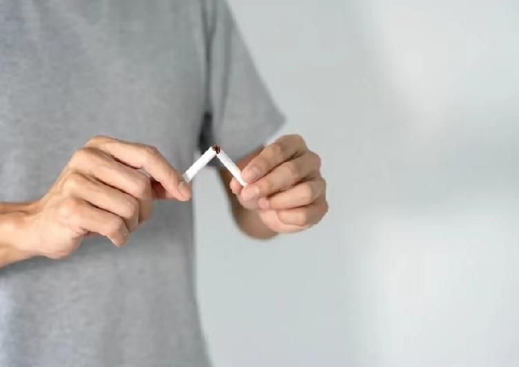 戒烟最好，这话一点不假！烟草依赖是慢性成瘾性疾病，越早戒越好。戒烟能显著降低肺癌