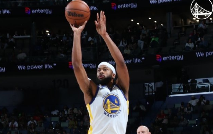 从替补到非卖品！穆迪32分炸醒全联盟，追梦：若没伤他早锁定首发一整季，科尔已放话