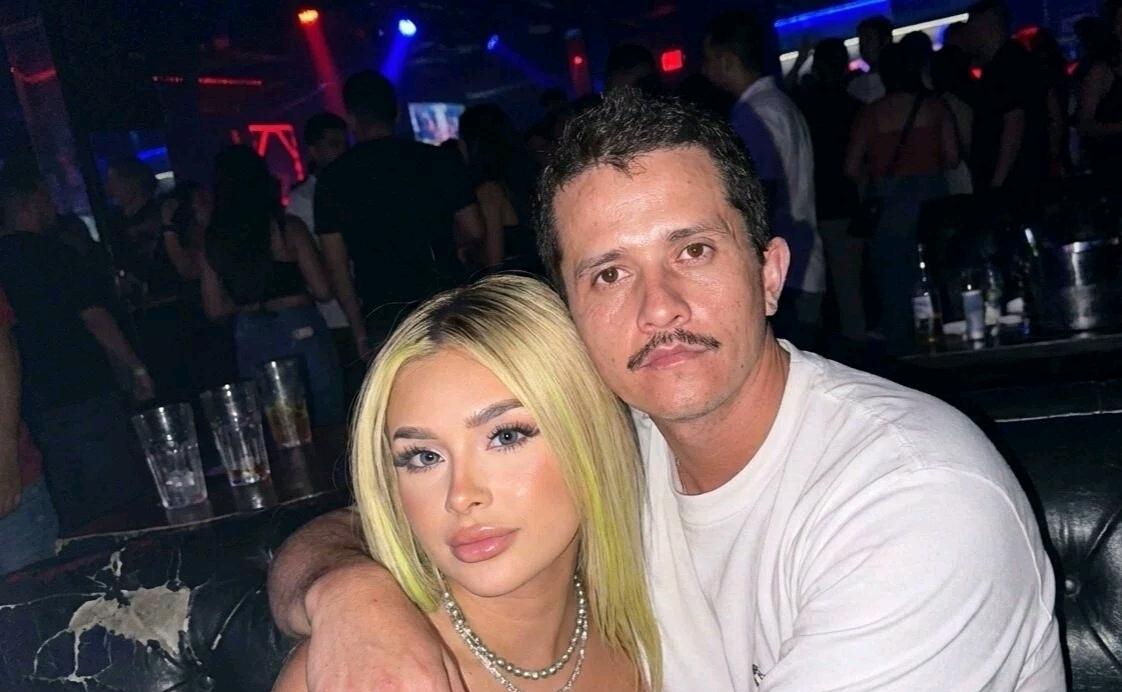 突然发生在墨西哥的贩毒集团疯狂报复行动，是由于其集团大头子，大毒枭埃尔·门乔，被