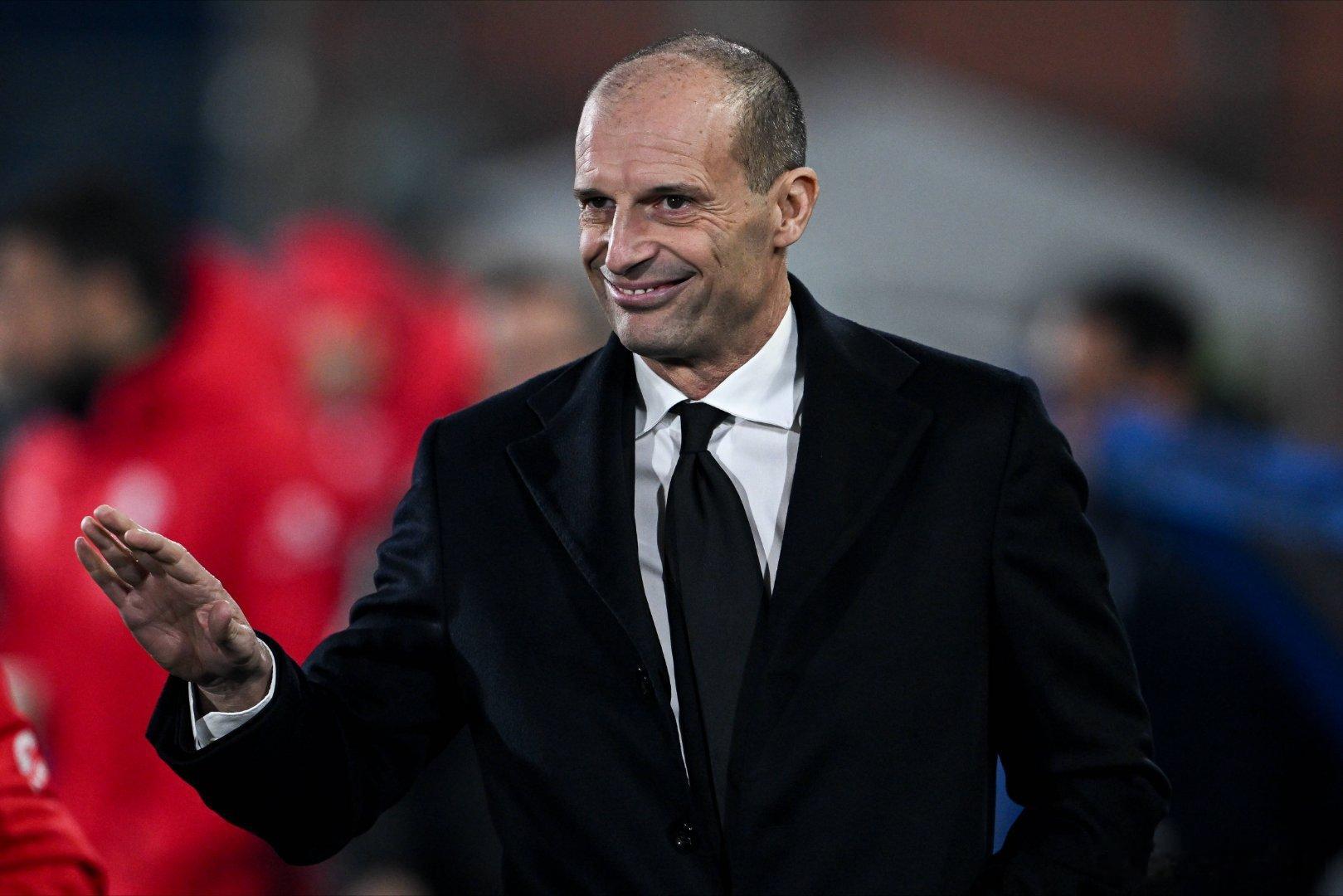 【迪马济奥】阿莱格里🇮🇹的首选是继续留在米兰执教，他只想继续履行和米兰的合同