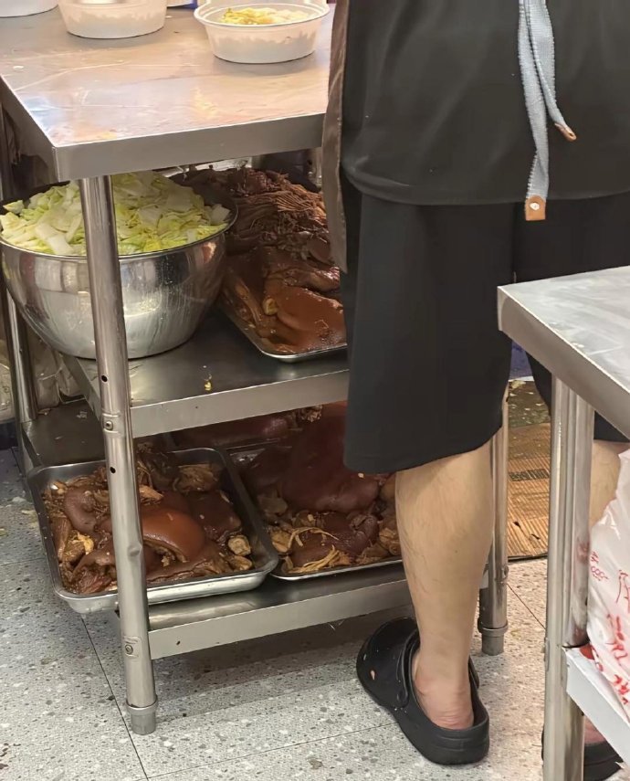 看到这一幕，以后再也不吃隆江猪脚饭了​​​