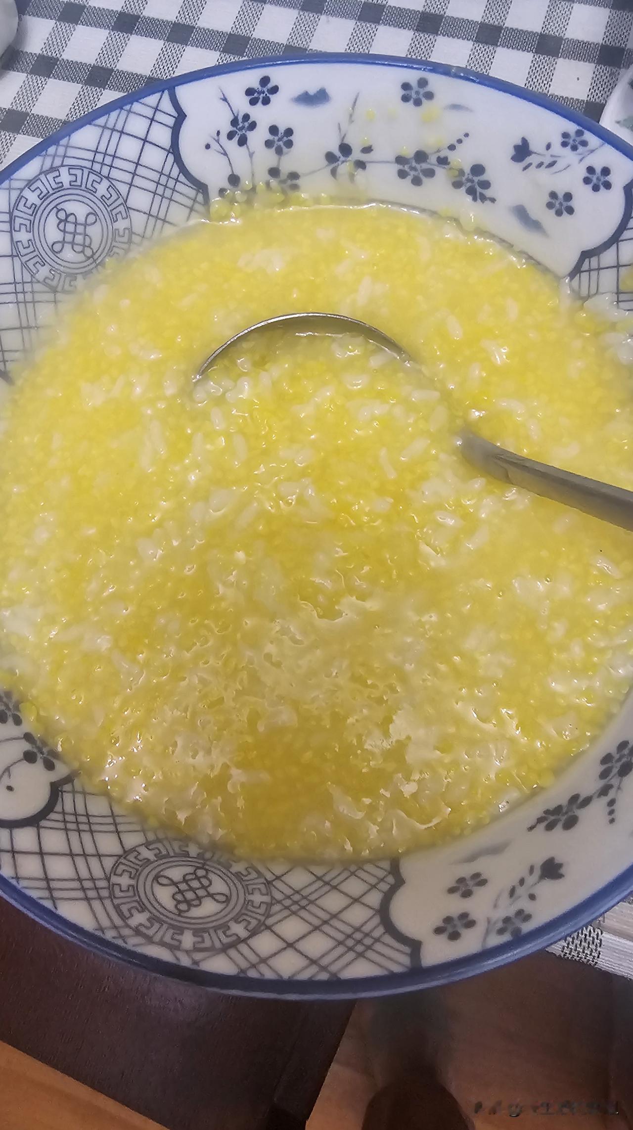 最近我的睡眠一点不好，晚上一觉醒来以后就无法入睡，夜里休息不好，第2天就头痛。