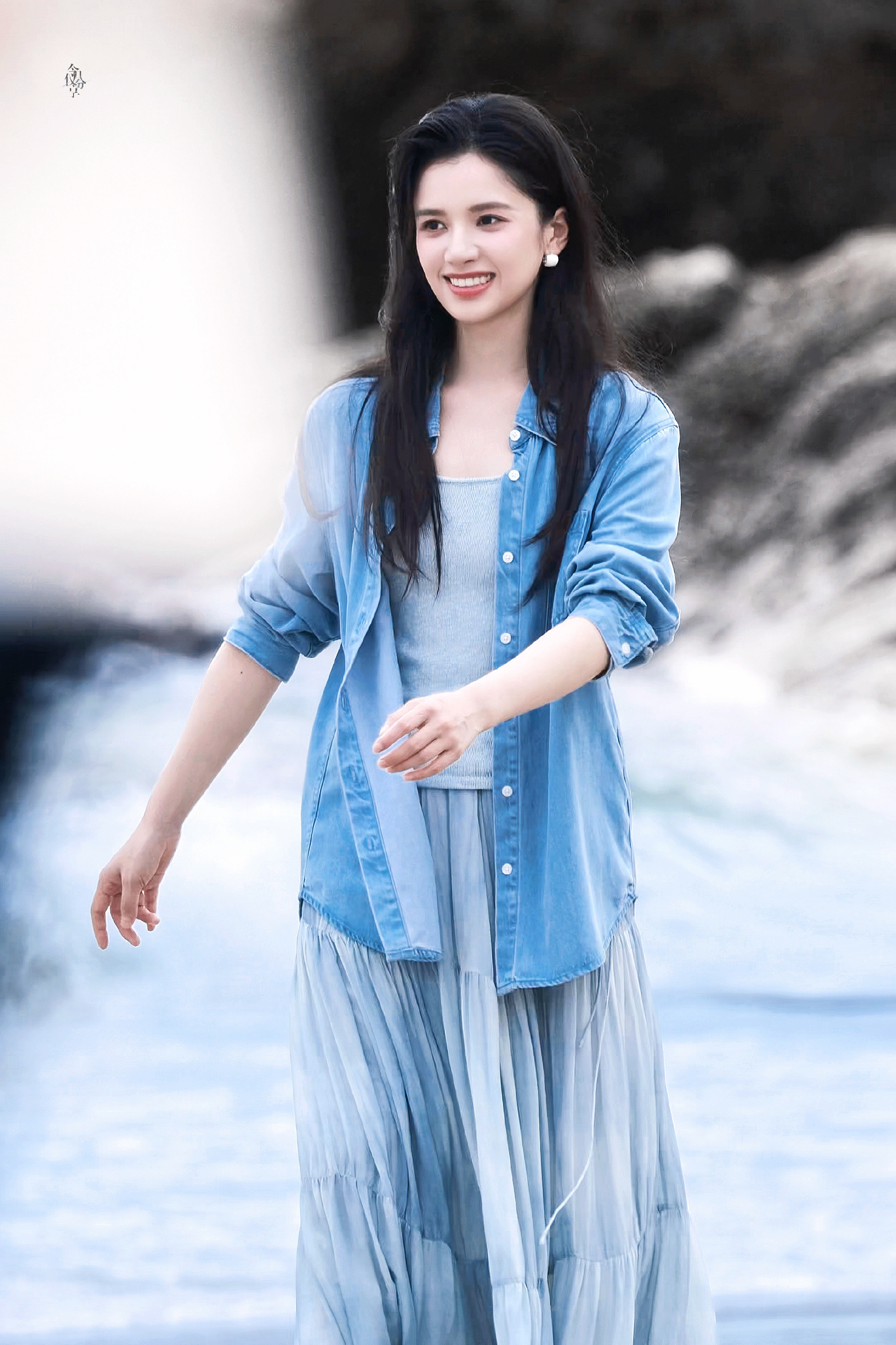 张婧仪雾里青杀青特辑雾散终有时，期待再会张婧仪陈清雾雾里青杀青剧照雾里青