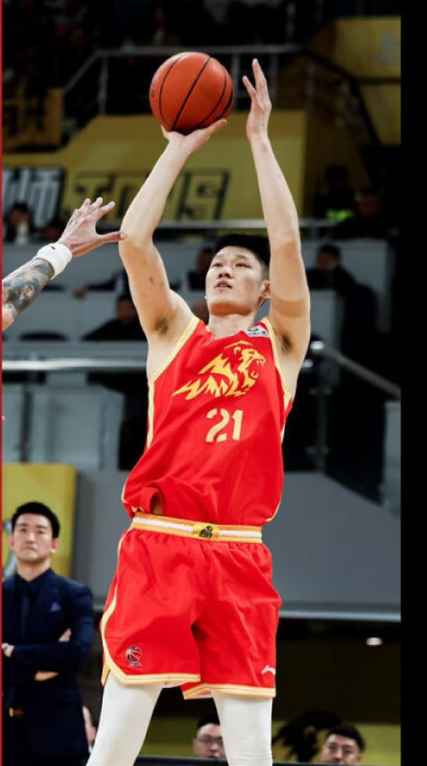 广厦换大外，很多人都猜错了方向浙江广厦要换大外这事，早就不是