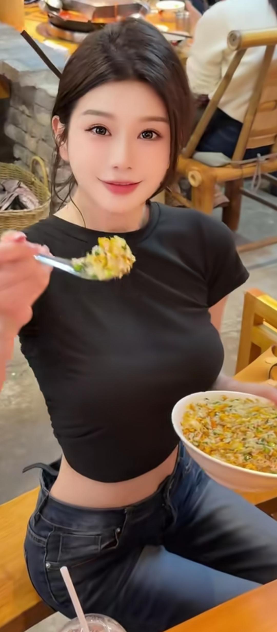 美食当前，人间至味。