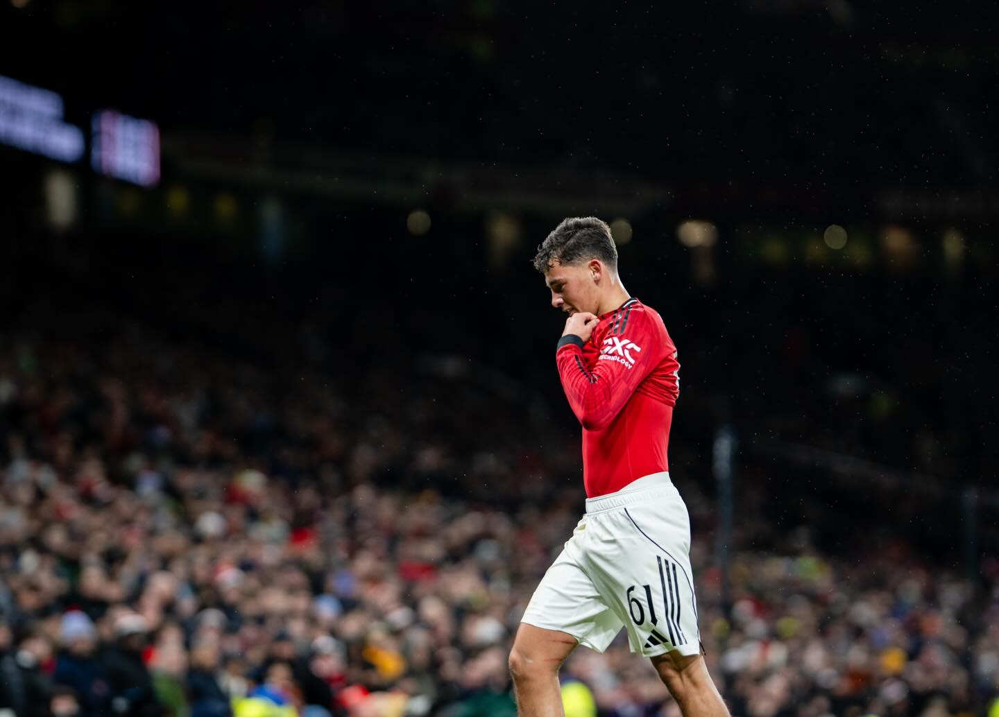 莱西社媒道歉: 今晚我让大家失望了, 我不该情绪失控的