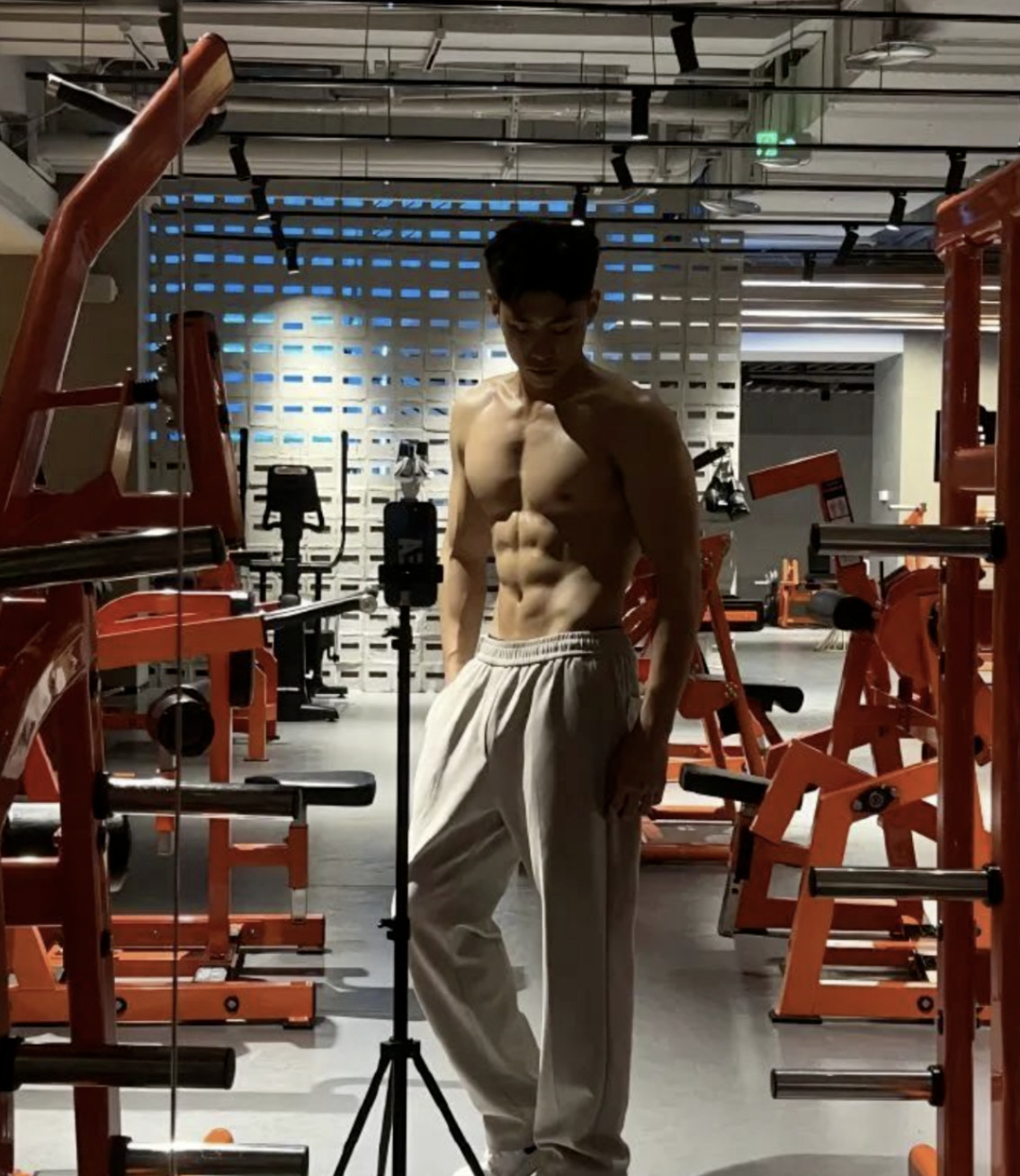 起风了就出发，别等风停了再后悔。​​​