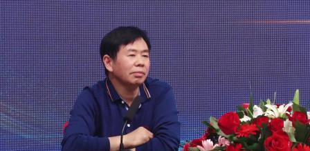 外交部悄悄引他的话，南海台海全中他十年前的图，这人不是网红是真“预言家”谁能
