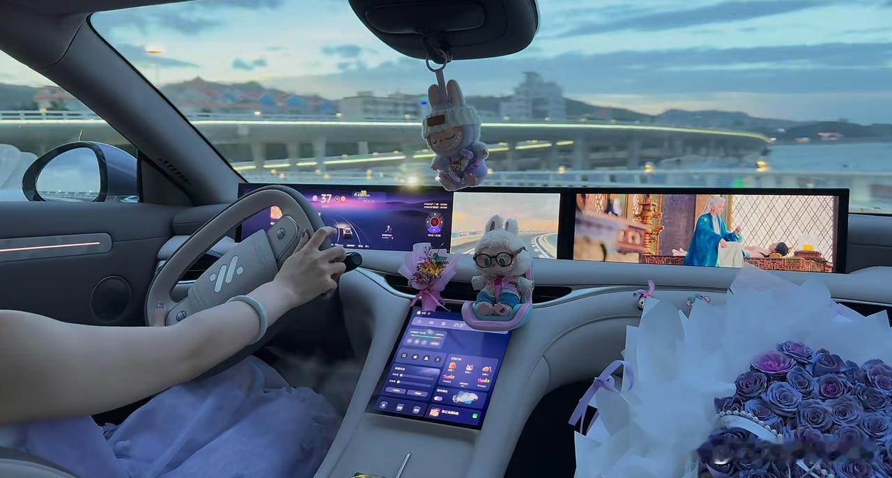 电买车险别盲目！这几个版本你属于哪一种？买车险就像选手机版本，有人偏爱“极简