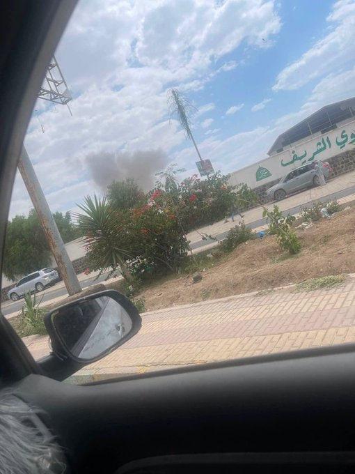 紧急且异常：也门局势升级……沙特阿拉伯猛烈空袭首都萨那，并袭击国际机场！——此