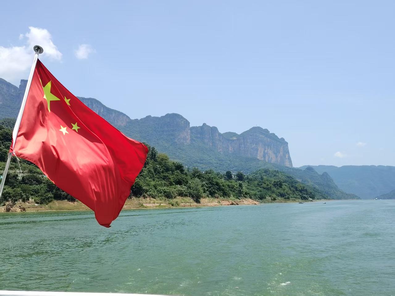 字节拿下2026春节冠名权，Mata收购manus,市场的风吹到了人工智能。机器