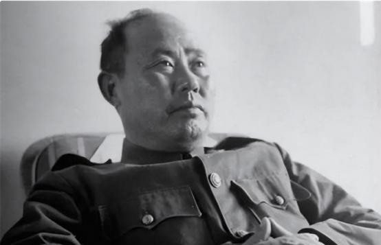 1974年，傅作义将军临终之际，决定将自己毕生积蓄无偿捐献给国家。不久之后，傅作