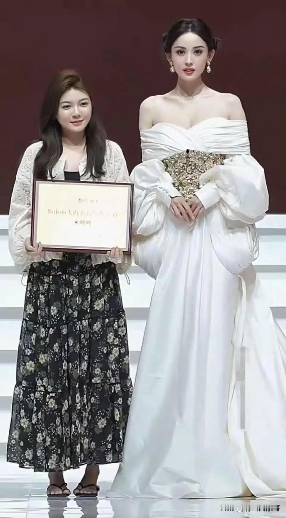 原来美女和美女之间也是有很大区别的