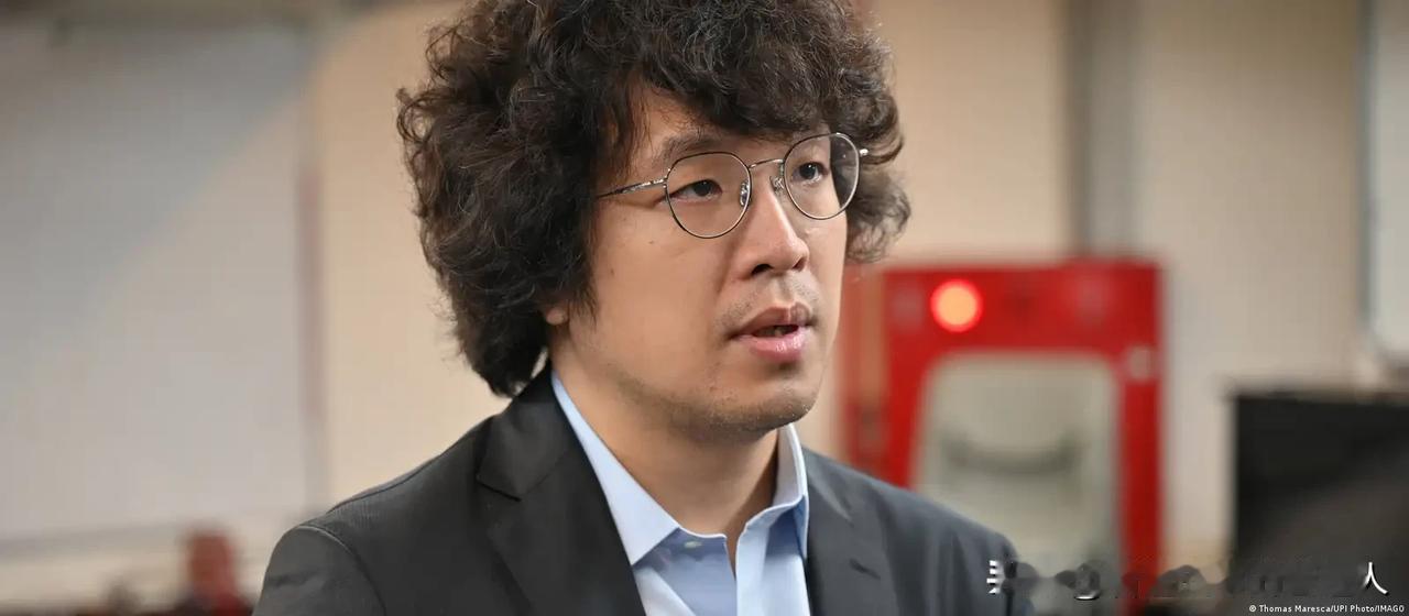 摊牌了！10月28日重庆警方的“立案调查”，就是“司法清算”的第一枪。沈伯洋11