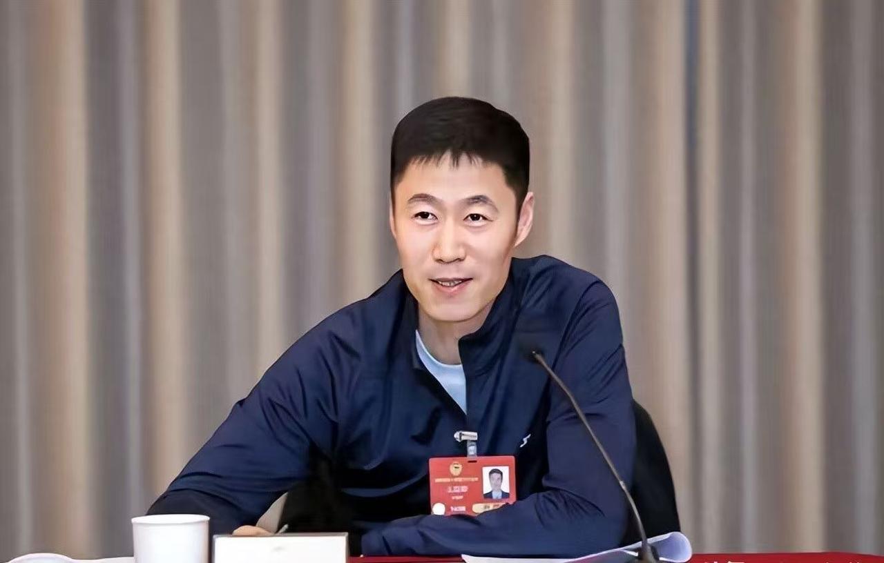 国乒彻底洗牌！陈梦体面退场，王励勤铁腕破局，最后一张世乒赛门票赌在澳门陈梦退