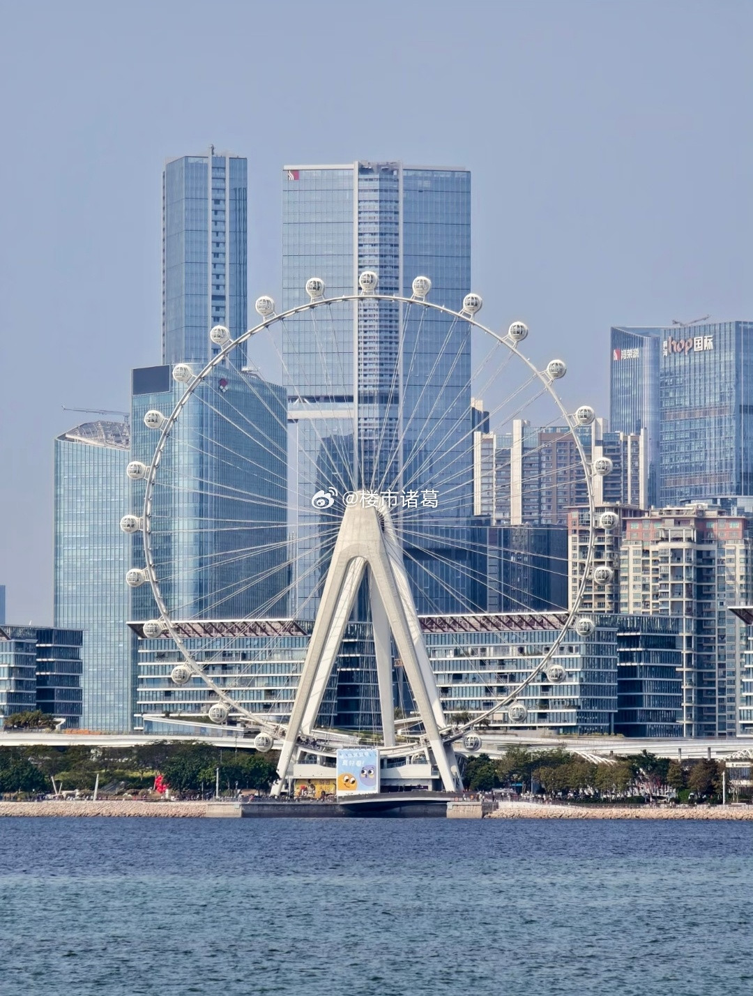 从需求看，随着住房“双轨制”落地，保障房解决“有没有”，商品房市场则越来越聚焦“