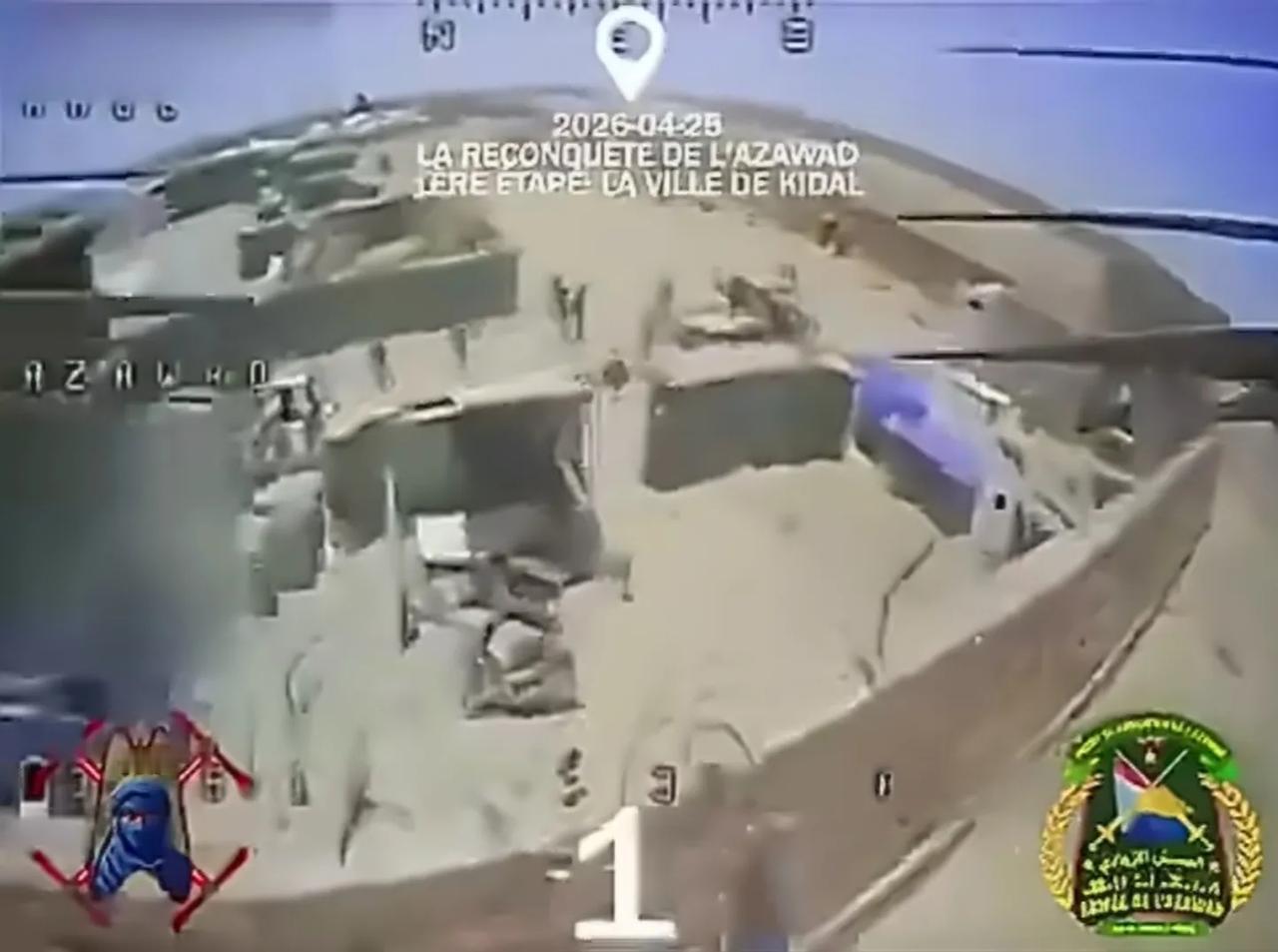 无人机这东西，真不是谁先造出来谁就赢了，是谁先学会怎么在实战里大规模折腾它谁就通