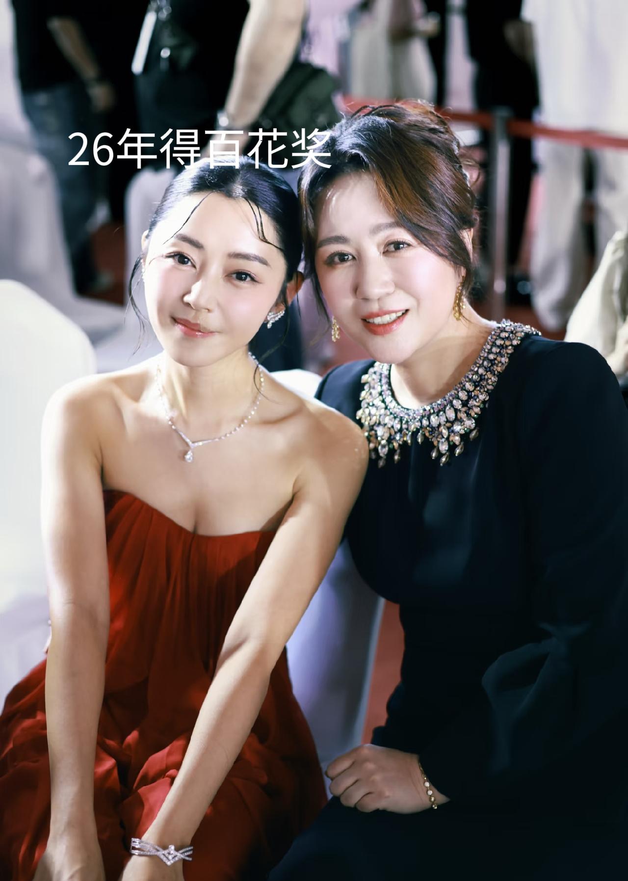 看完港星卫诗雅，觉得她好励志。2021年时，她把谢霆锋请来自己奋斗十一年的家，