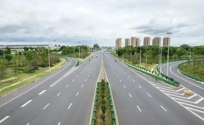 拓宽北向通途，武汉岱黄高速改扩建进入落地阶段作为武汉连通主城与黄陂、辐射鄂
