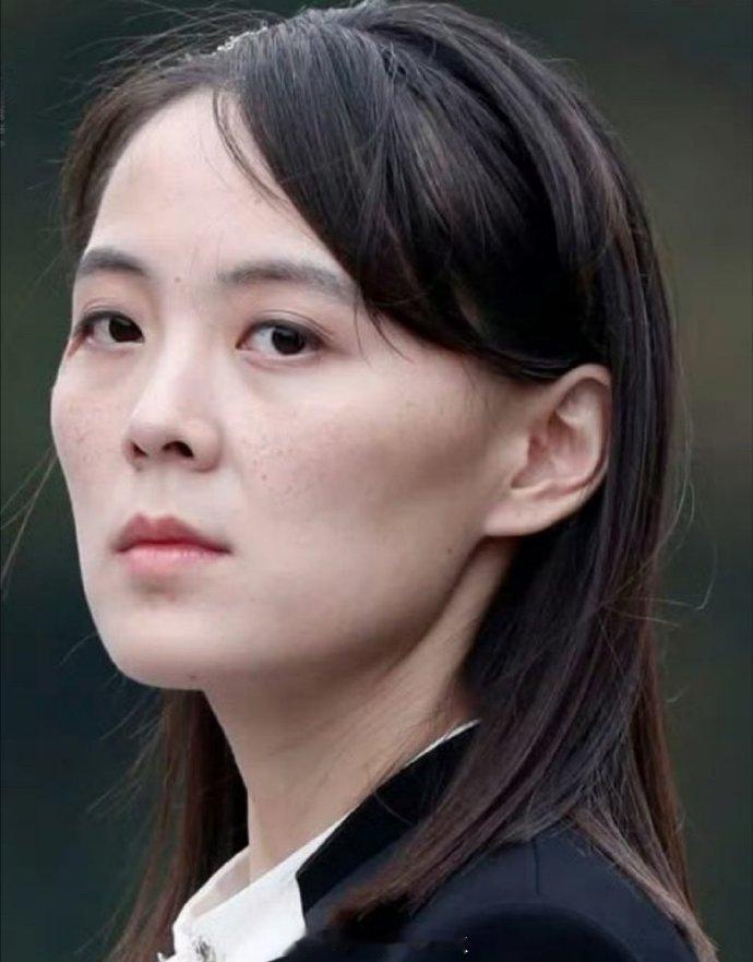 【朝鲜劳动党中央委员会副部长金与正发表谈话】朝中社平壤２月１３日电　朝鲜劳动党中