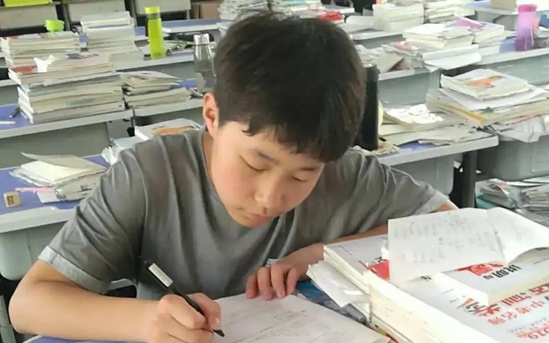 高中生，开窍的六大特征！孩子有这些表现，证明离进步不远了我们经常听到“开窍”两