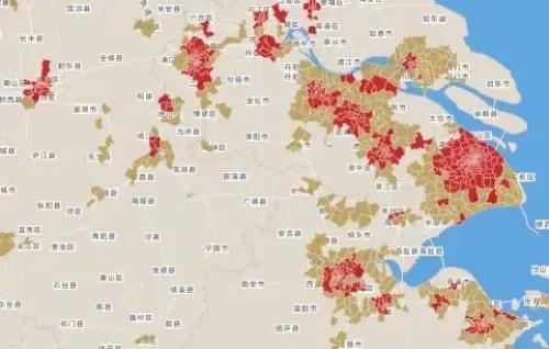 从长三角与珠三角热力对比图可以看出，长三角各城市之间隔着大片乡村，未进行城镇化建