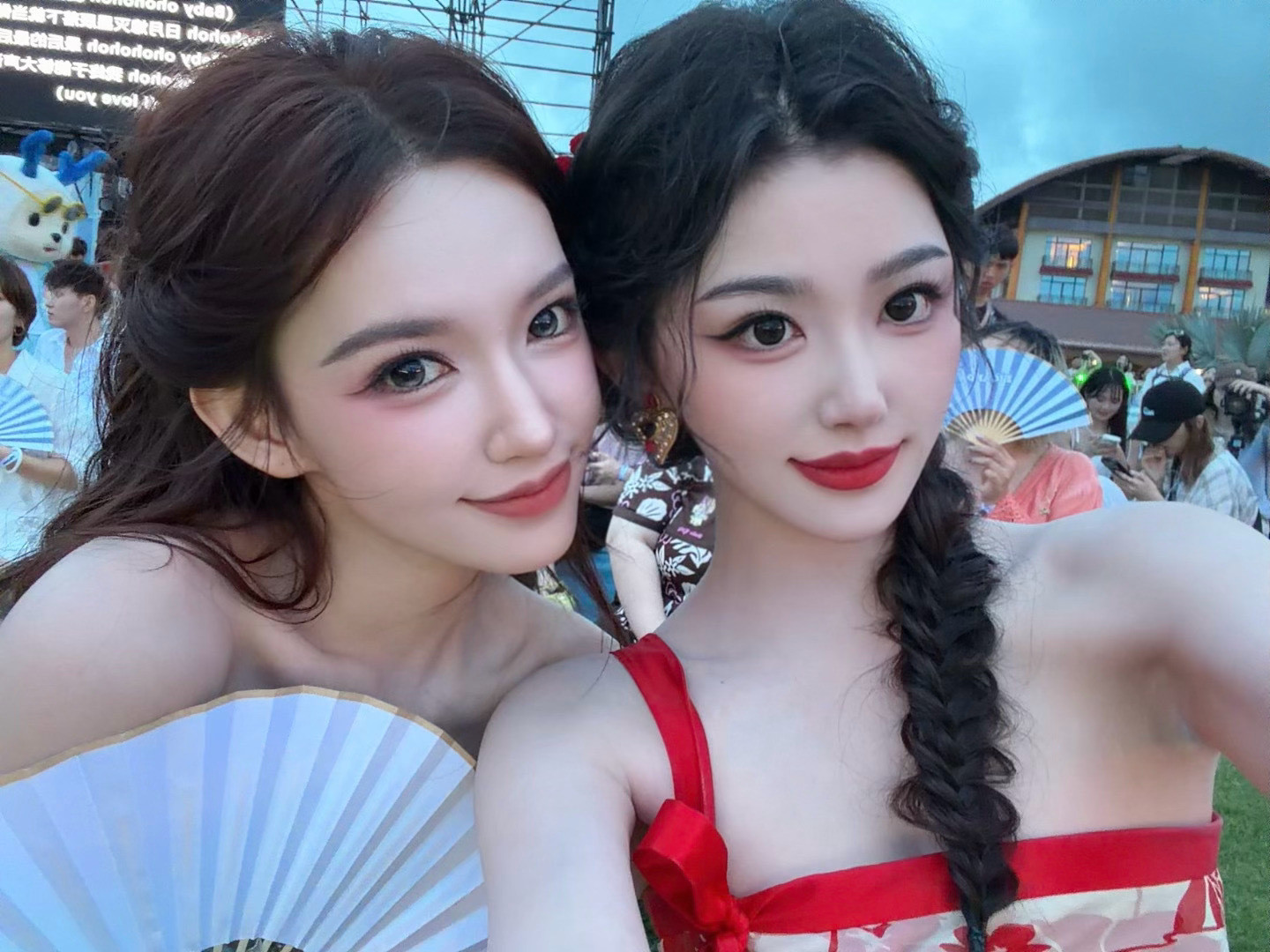 孔雪儿可爱世界分享记❄️费加罗超级假日260808【图片】雪儿微博更新美女