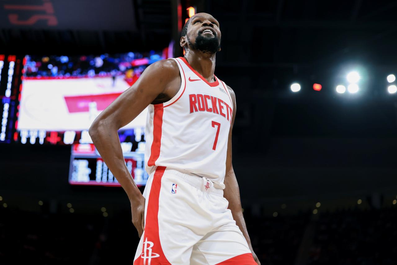 杜兰特最新消息:同队不同“命”；拉磨的驴。北京时间10月22日NBA常规赛揭幕