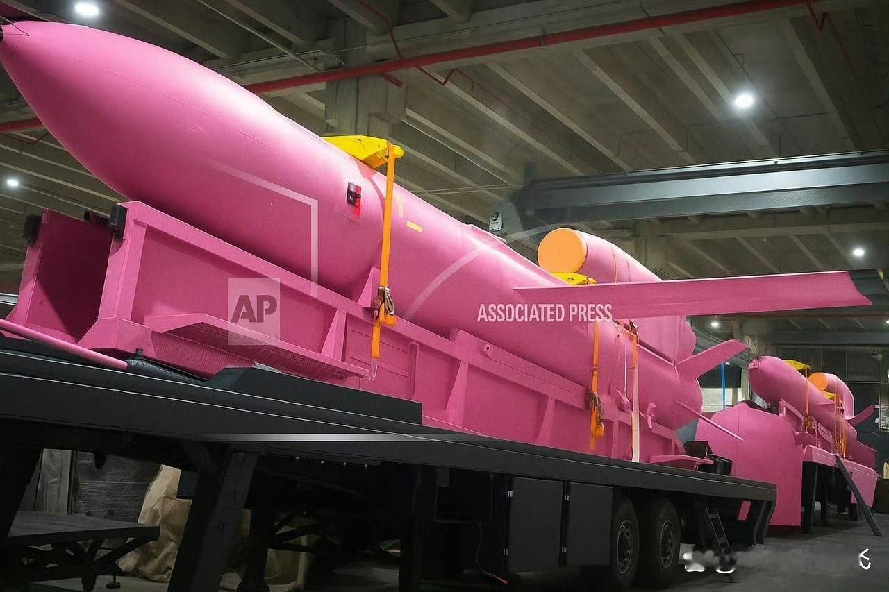 又打到莫斯科了?莫斯科首次遭遇“火烈鸟”导弹空袭!乌克兰将进行深度打击乌克兰