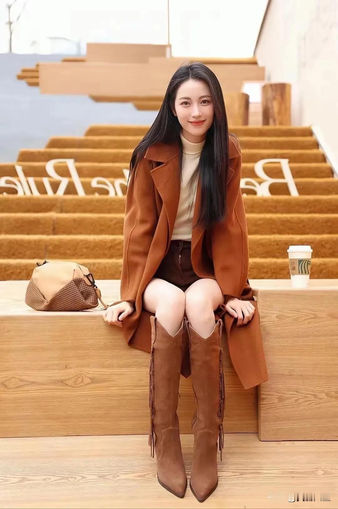 其实幸福从没有统一的标准答案，它不在别人的光鲜生活里，而在你自己的感受中