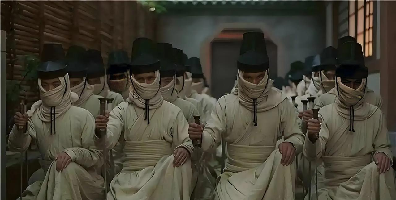 你以为的死士是怎么样的？唐朝的皇子们都偷偷养死士，但是不多，最多只有几百。多了养