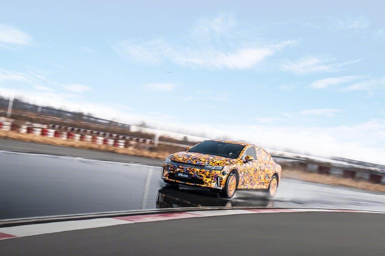 高速避障能不能猛打方向高速避障能不能猛打方向？绝大多数情况，绝对不能！车速上到1