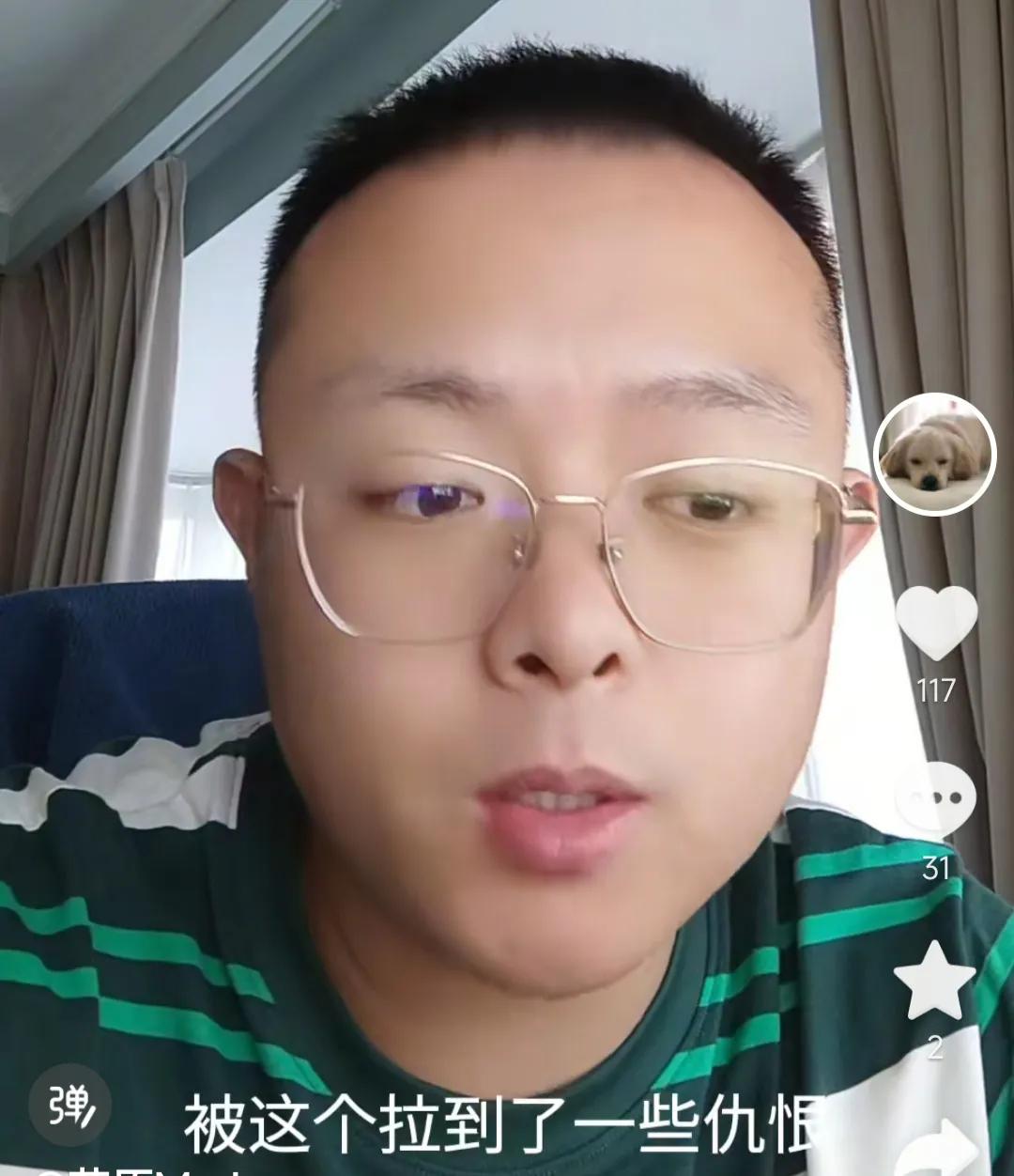 媒体人苗原认为成都蓉城提前无缘中超冠军，是因为他们的球迷树敌太多。他表示，成都