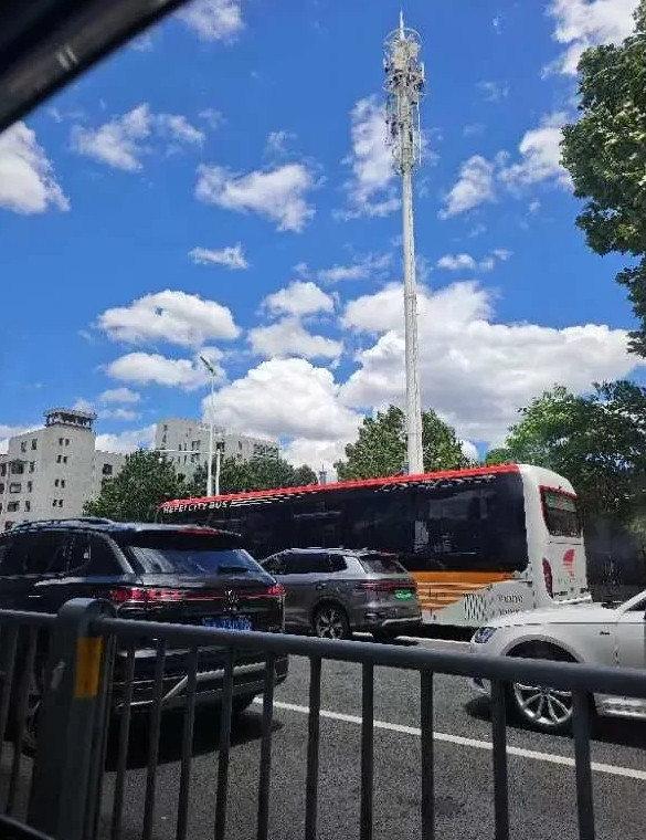 刚才去跟一个朋友要账，结果赔了夫人又折兵，把我气的肝疼。这朋友7年前开母婴店