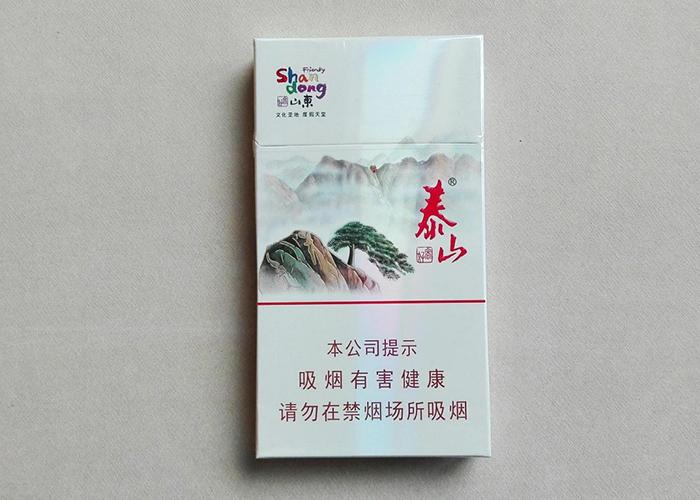 我以前很能抽烟的，一天一盒烟根本不够。后来，为了自己健康的身体，就想尽千方百计把