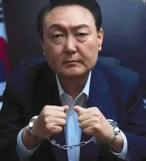 8月7日，韩国首尔拘留所上演了一场“现实版动作片”。特检组带着法院签发的逮捕