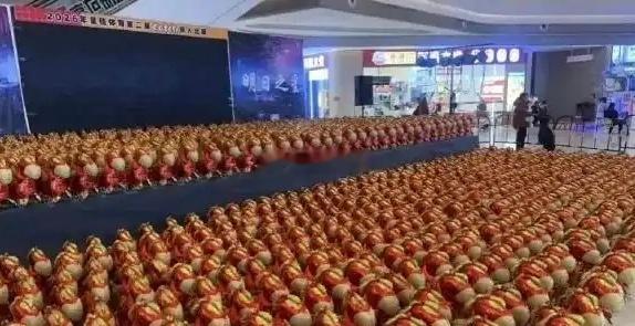 近视眼中的世界，太真实了