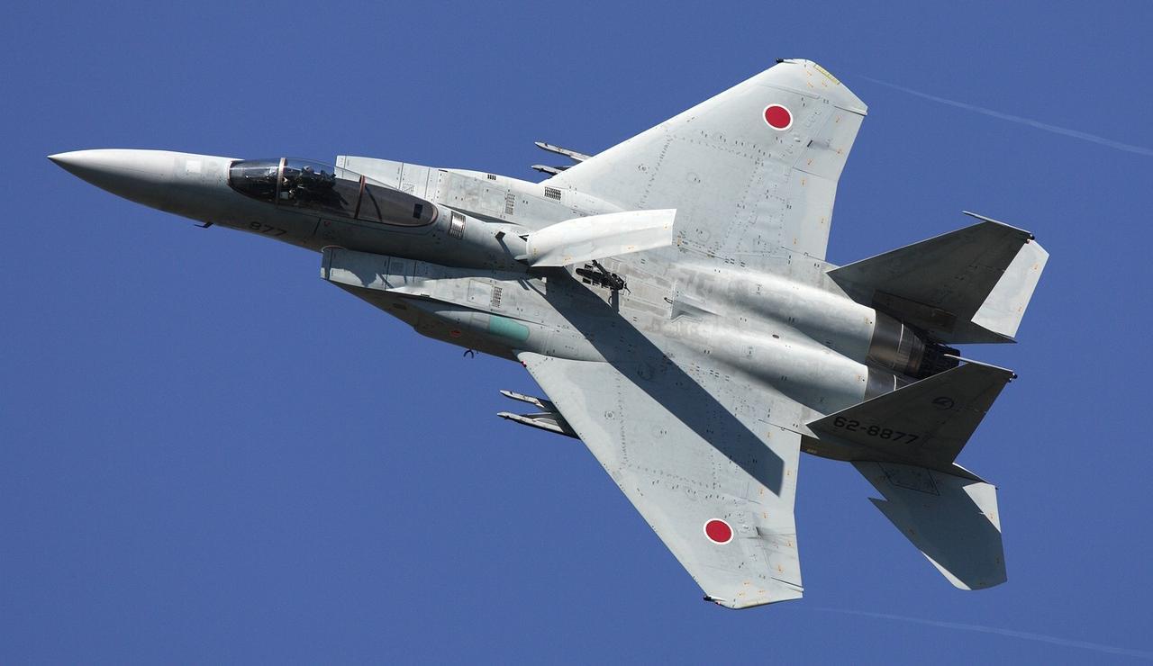 F‑15J，雷达系统可以说是一半辉煌、一半无奈。从80年代的王牌传感器，到如